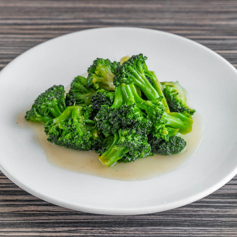 Broccoli w/ Ginger Sauce