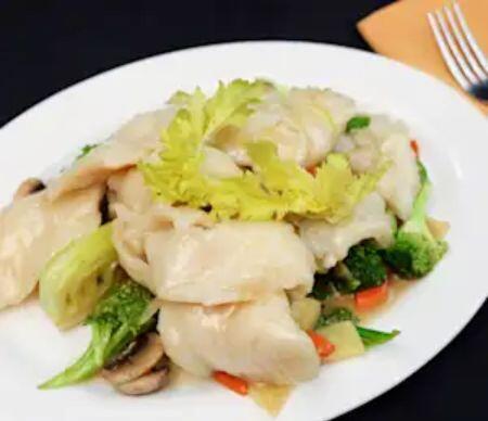 Steamed Fish Filets w/ Vegetables